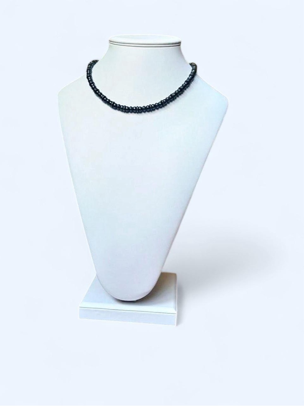 Lauren Ralph Lauren RLL Hematite-Tone Beaded Choker Vintage Necklace
71.5 grams